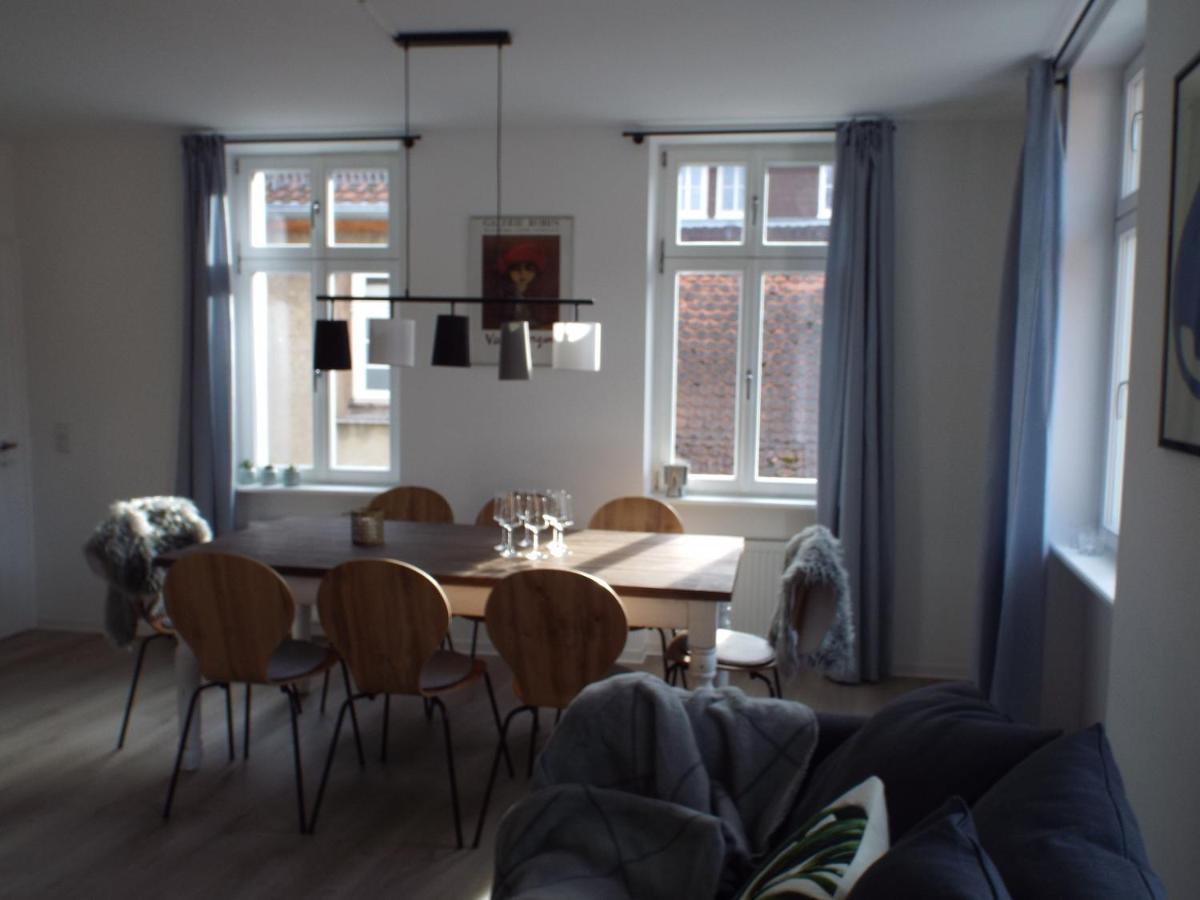 Ferienwohnung Mittendrin Neustadt an der Weinstrasse Exterior photo
